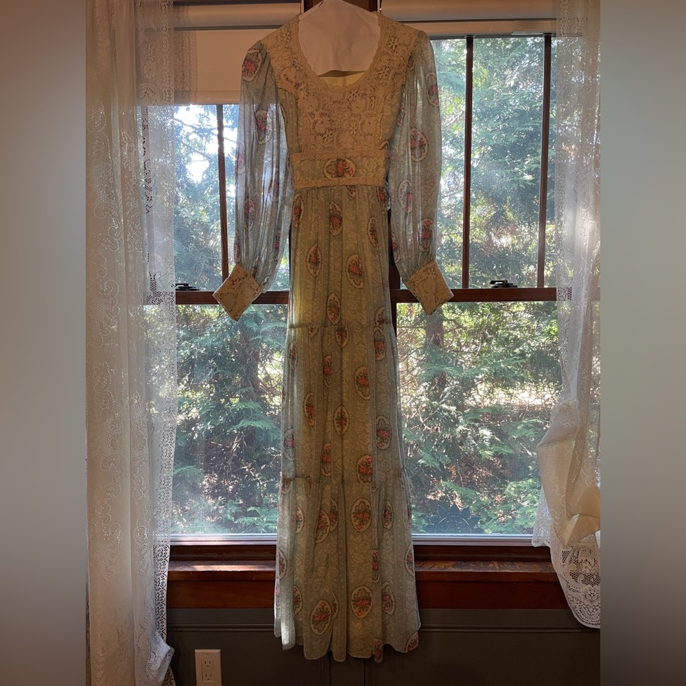 Blue floral prairie dress